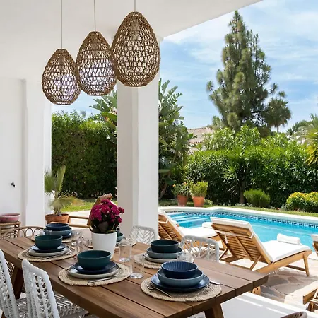 In Mijas Costa With Pool & Terrace Villa Cabopino